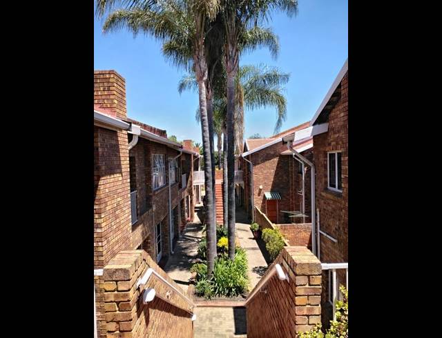 3 BEDROOM APARTMENT FOR SALE IN EASTLEIGH